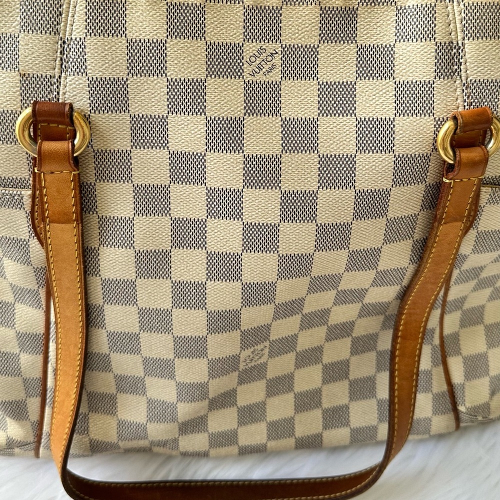 Louis Vuitton Damier Azur totally MM tote bag - Picture 7 of 14